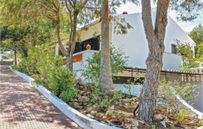 Two-Bedroom Holiday Home in Moncarapacho, Moncarapacho
